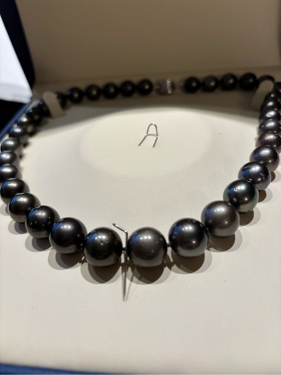 Jewelry - 18” Tahitian Pearl Necklace Gray 35 pearls
